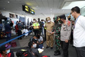 Kapoldasu dan Pangdam I/BB Tinjau Bandara Kualanamu Perketat Prokes,Antisipasi Penyebaran Covid -19