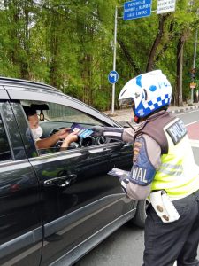 Agar Masyarakat Paham, Ribuan Brosur Sosialisasi PPKM Darurat di Sebar