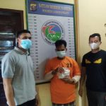 TRUCK PENGANGKUT BUAH KELAPA SAWIT SERUDUK AVANZA DI PANGKATAN LAB BATU