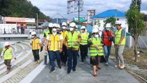 Kunjungi Pembangunan Ruang Terbuka Pantai Bebas Parapat, Bupati: “Akan Dibuka untuk Umum Akhir Nopember”