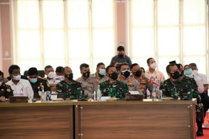 Dipimpin Panglima TNI dan Kapolri, Danlantamal I ikuti Rapat Terbatas Jelang Natal dan Tahun Baru