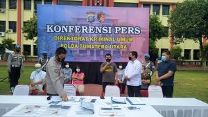 Pria Mengaku BIN Tipu Pemilik Terapis 35 Juta, Dalil Dapat Bebaskan Pekerja Terapis yang Diamankan Polisi