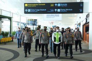Kapolda Sumut dan Irwasum Polri Cek Pos Pelayanan di Bandara Kualanamu