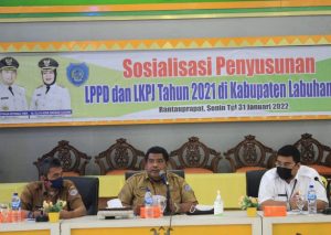 Asisten III Buka Sosialisasi Penyusunan LPPD dan LKPJ Tahun 2021