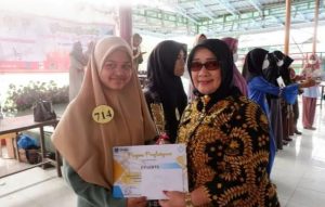Wakil Bupati Ellya Rosa Hadiri Penutupan Pentas Seni se-Kabupaten Labuhanbatu