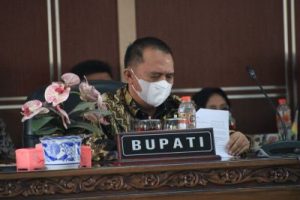 Bupati Labuhanbatu Ikuti Dua Sidang Paripurna DPRD Kabupaten Labuhanbatu