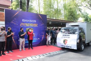 *Percepat Pemulihan Ekonomi dan Pariwisata Bali, Kabareskrim Polri Bagikan 20 Ribu Paket Sembako*