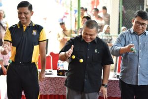 Bupati Tapsel Punya Pemaknaan Tersendiri dari Permainan Latto-Latto