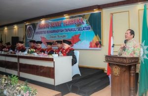 Walikota Padang Sidempuan Hadiri Wisuda UMTS: Teruslah Memperluas Wawasan