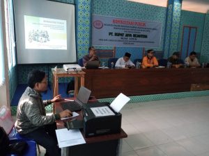 Rapat Konsultasi Publik PT.Rupat Jaya Sejahtera bersama Masyarakat Desa Darul Aman Kec.Rupat soal AMDAL,Pihak Desa Belum Sepakat