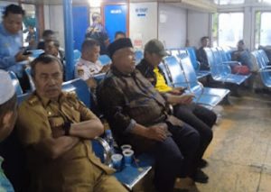 Dr. Elviriadi Bertemu Gubri Syamsuar Dalam Kapal Roro Rupat -Dumai Laporkan Kanal Korporasi Berdampak Karhutla    