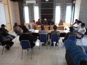 Rapat Koordinasi Para Kelompok Tani Desa Darul Aman Kec.Rupat Dan Pihak PT.RJS Tindak Lanjut Rapat Bulan Lalu, Kelompok Tani Tetap Menolak Keinginan PT.RJS