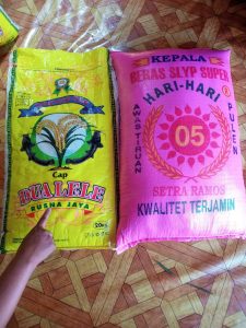 Penyaluran Beras BPNT di Pulau Rupat Bengkalis Menuai Tanda Tanya, Harga Untuk Warga Miskin Jauh Lebih tinggi Dibanding Harga Pasar.  * LSM dan KPM Minta Aparat Hukum Turun Cek Lapangan