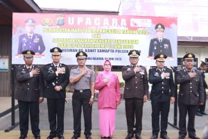 Kapolres Tapsel Pimpin Upacara Kenaikan Pangkat Personel