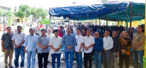Wali Kota Padangsidimpuan Irsan Efendi Nasution Menyerahkan 1500 Bantuan Pangan Cadangan Beras kepada Warga