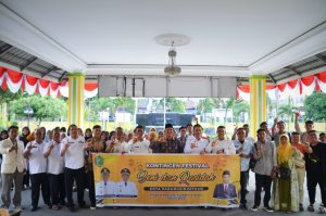 Wali Kota Lepas Rombongan Peserta Nasyid Ke Medan Untuk Mengikuti Festival Seni Dan Qasidah Tingkat Provinsi Sumatera Utara.