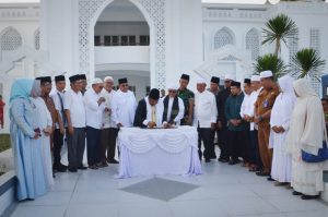 Setelah Selesai di Renovasi, Mesjid Agung Al-Abror di Resmikan Oleh Irsan Efendi Nasution