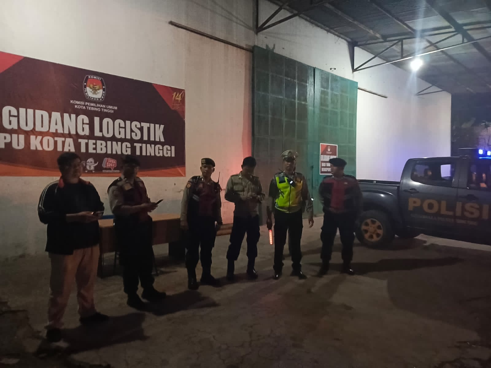 Jelang Pemilu, Polres Tebing Tinggi Tingkatkan Patroli dan Penjagaan di Kantor KPU dan Bawaslu