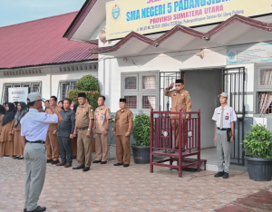 Wako Padangsidimpuan menjadi pembina upacara