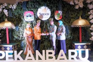 Plt. Sekdako Wakili Pj. Walikota Padangsidimpuan Perjamuan Gala Dinner Komwil I APEKSI Regional Sumatera