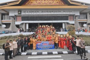 Pemko Sidimpuan Ikut Serta Dalam Pawai Karnaval di Raker Komwil I Apeksi Pekanbaru
