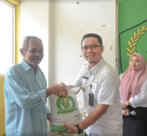 11.842 KPM Terima Bantuan Pangan yang di Salurkan Pemko Padangsidimpuan