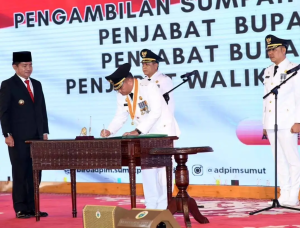 SAH !!! Timur Tumanggor Dilantik Pj. Gubsu Hassanuddin Sebagai Penjabat Walikota Padangsidimpuan